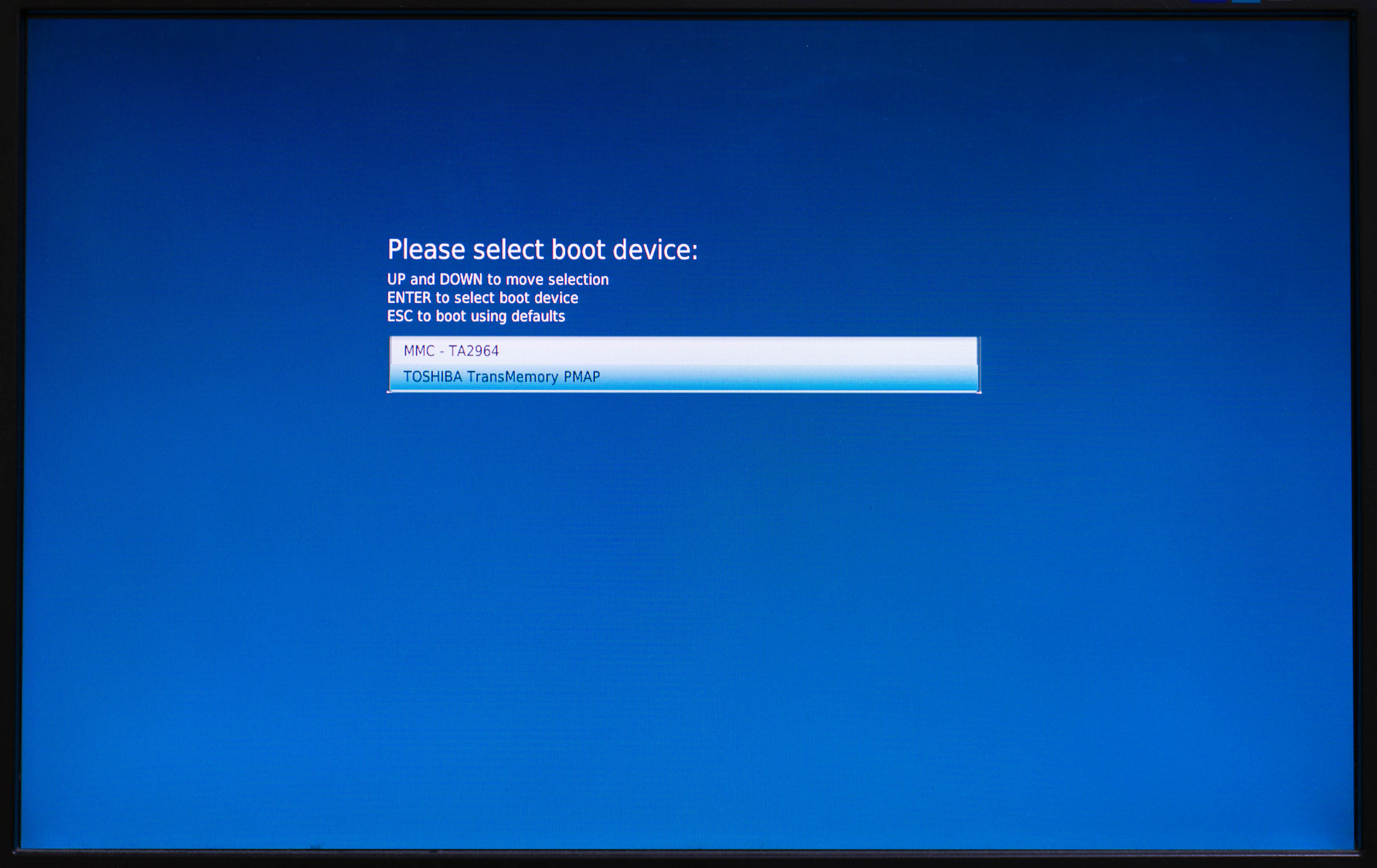 Intel NUC8CHK Chaco Canyon 开箱拆解评测