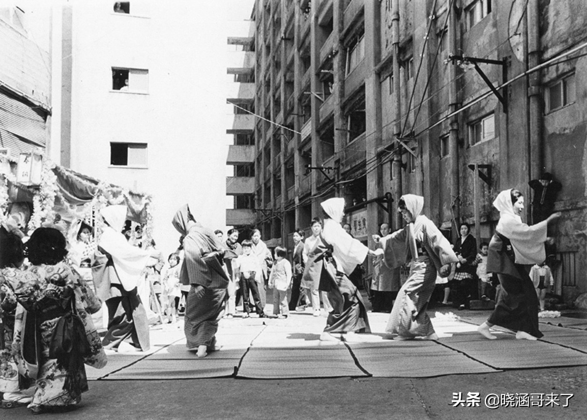 日本历史上地狱般的鬼岛，高楼遍布却无人居住，居民是如何消失的