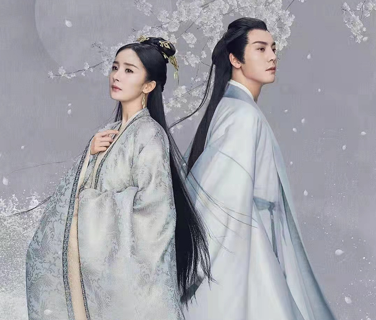 杨幂《斛珠夫人》官宣定档，女将军造型太飒了 女二颜值有点高