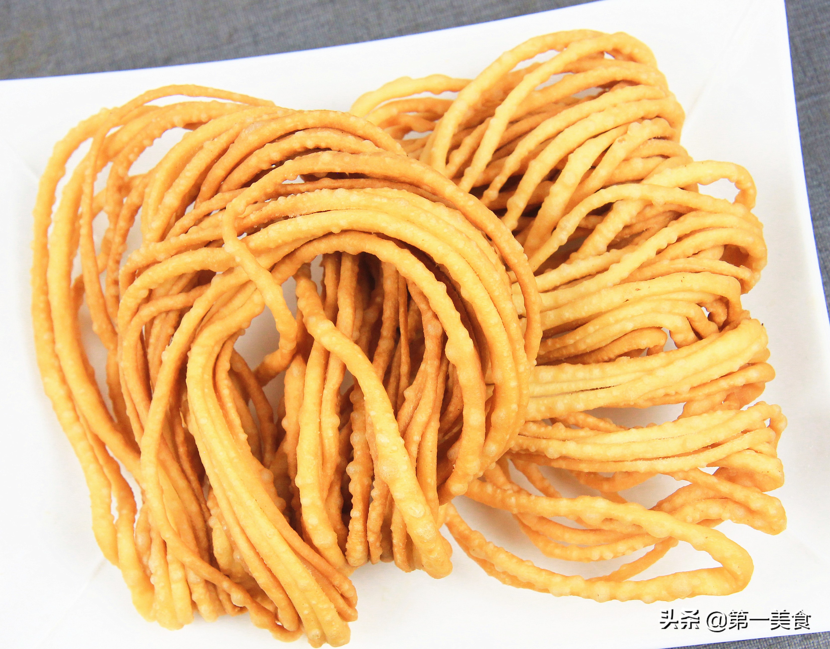 馓子是哪里的特产(河南特色小吃馓子,只要面饧好,制作无难度,筷子一拉