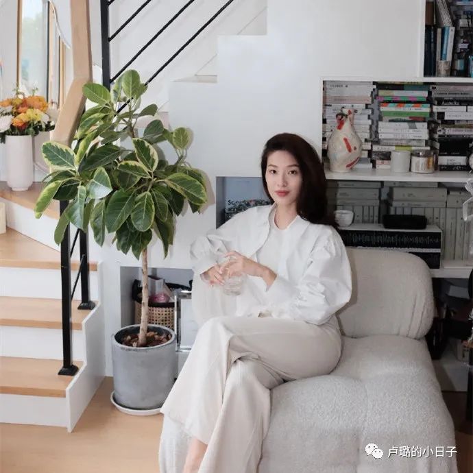 看了這8個(gè)國(guó)產(chǎn)服飾品牌，才明白什么是屬于中國(guó)的高級(jí)感