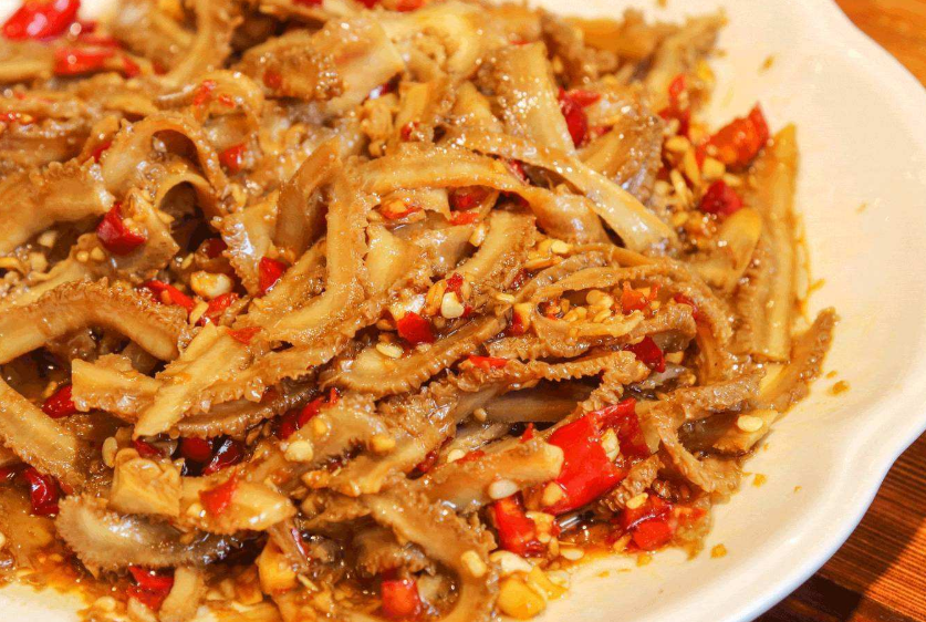 牛肚别再吃火锅啦，这样做麻辣鲜香爽口的很，简单又营养