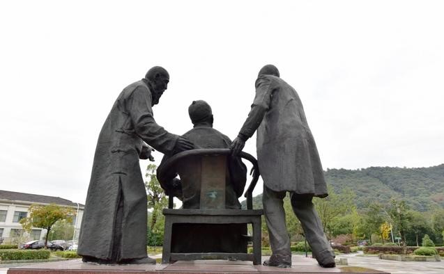 浙江一所学校，老师真实身份被曝光，北大校长蔡元培：我太羡慕了