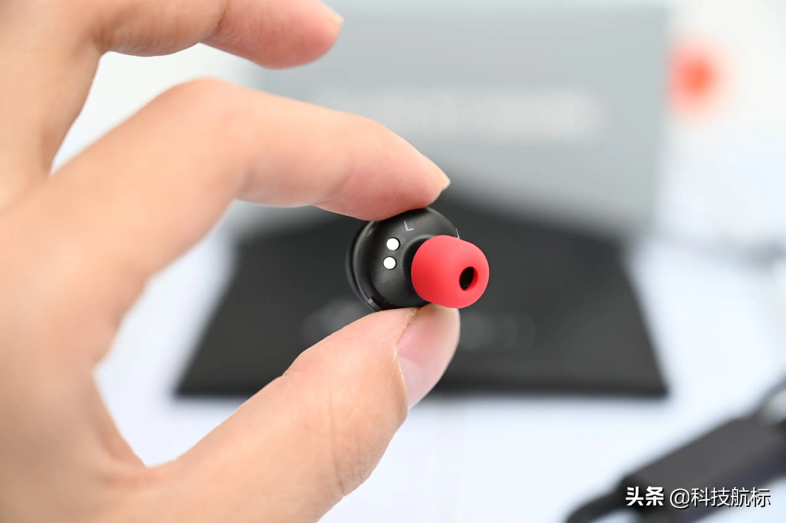 一套耳机三种戴法，畅听HAKII FIT真无线耳机，让运动更痛快