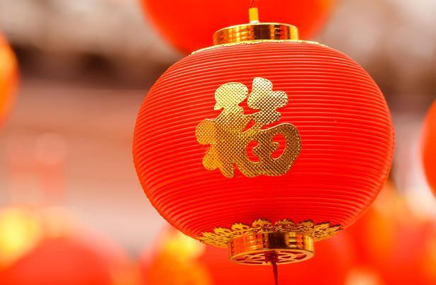 大学和中小学放假时间基本一致，放假有规律可循，你发现了没？