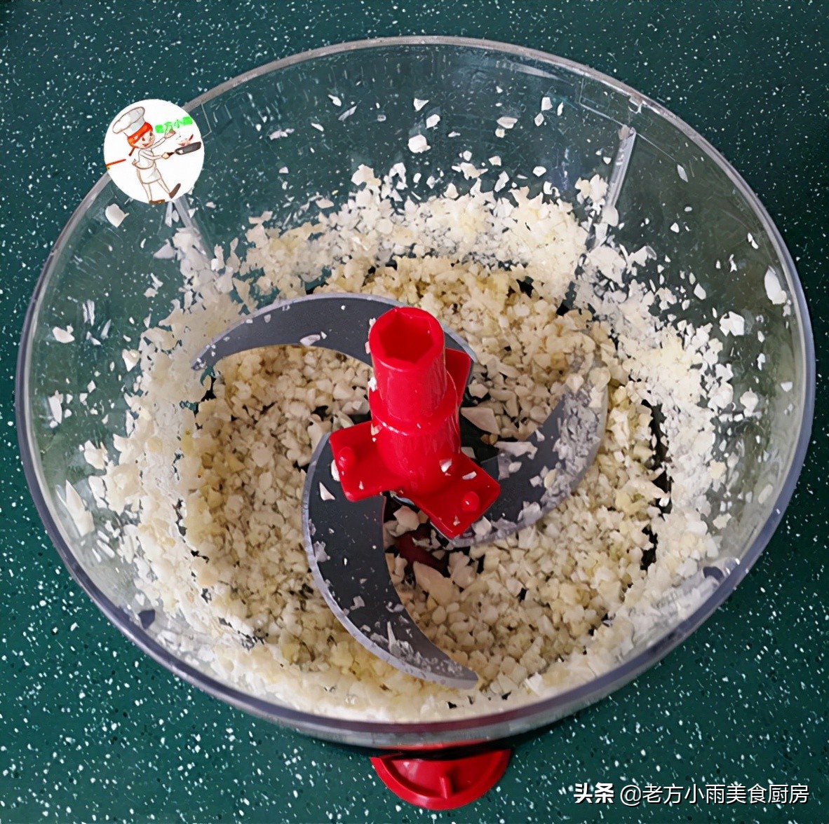 教你腌辣椒新做法，不用剁不用剪，不放白酒香又鲜，很多人不知道