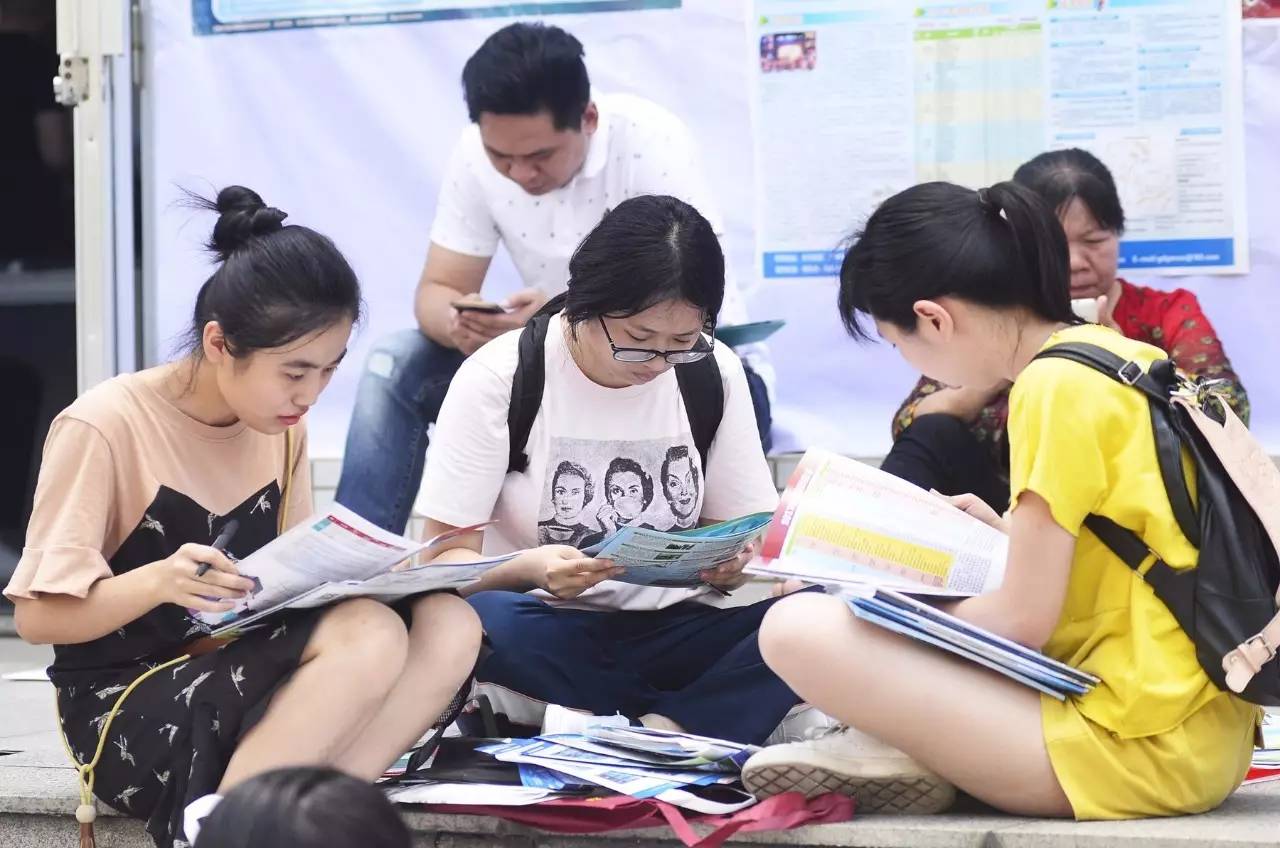 17所985、44所双一流罕见“断档”，高考逆袭的可能性，今年很大