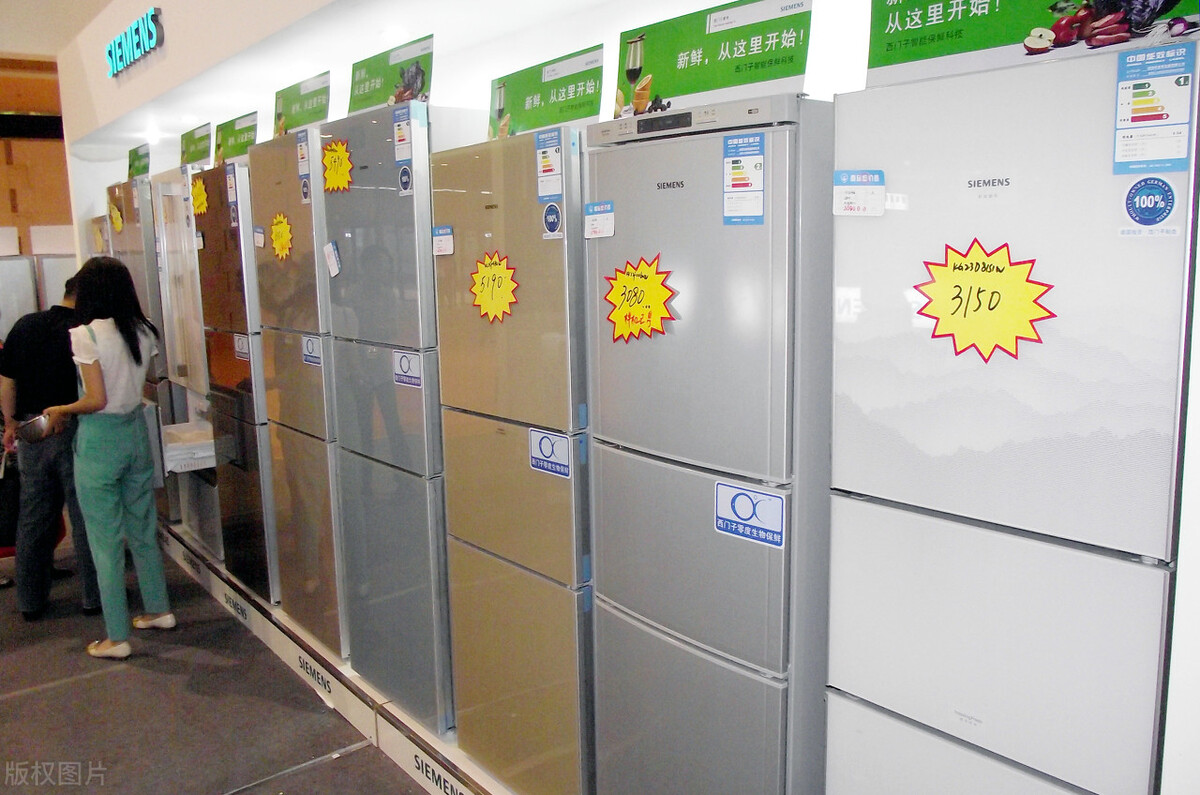 直冷冰箱、风冷冰箱，哪一种更好用？我都买过，可以说说使用感受