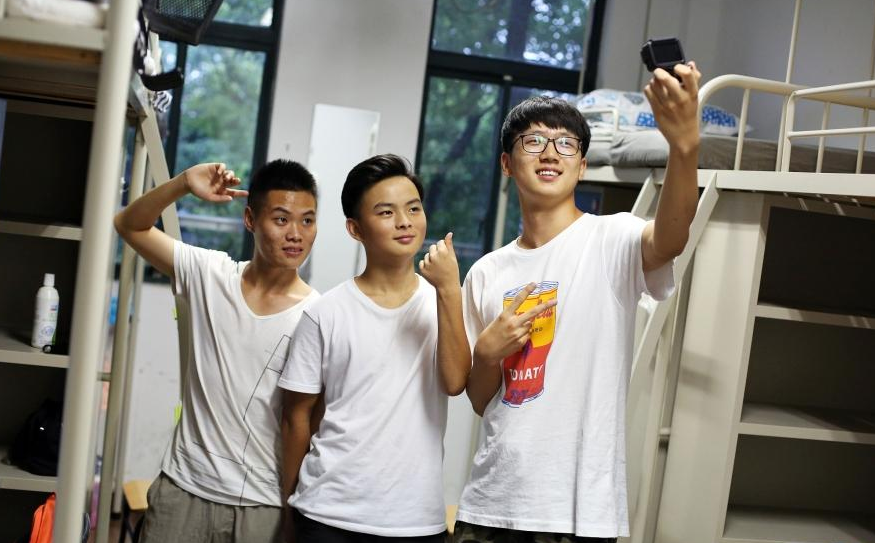 公立和私立学校的区别（选择上公立的孩子）