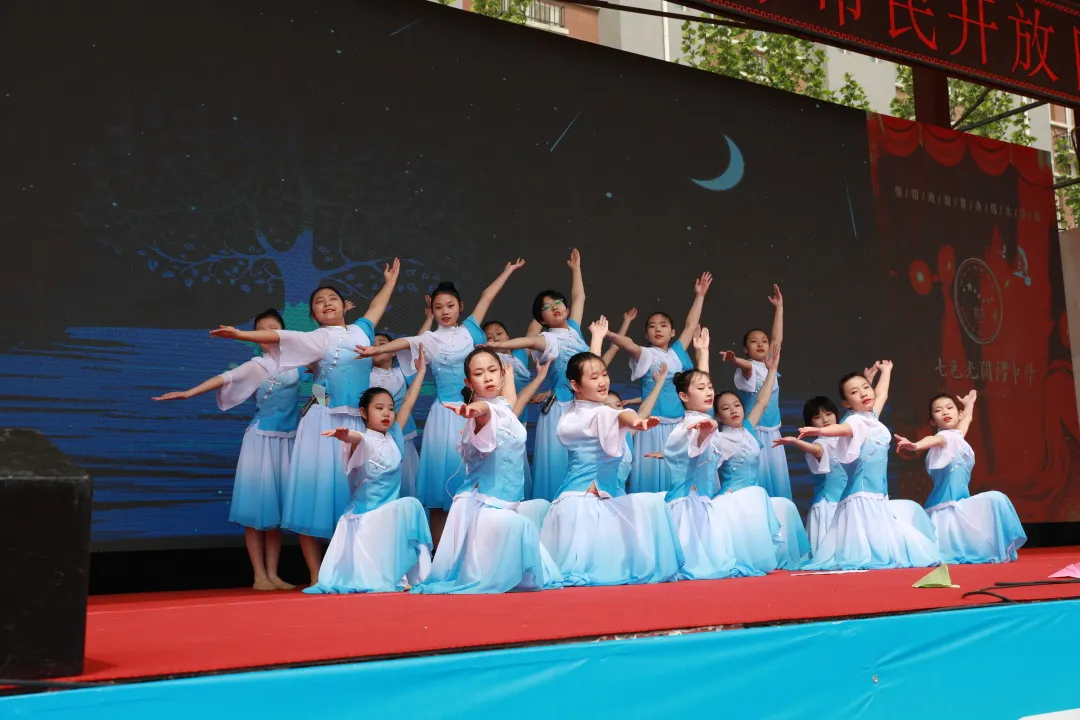 邯郸市开阳中学举办校园开放日，家校共育，感受成长，收获感动