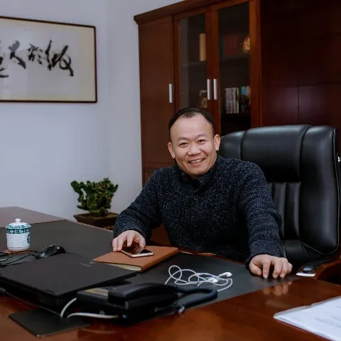 从学生到董事长，江西小伙创办公司获多个全国“第一”，亮相央视