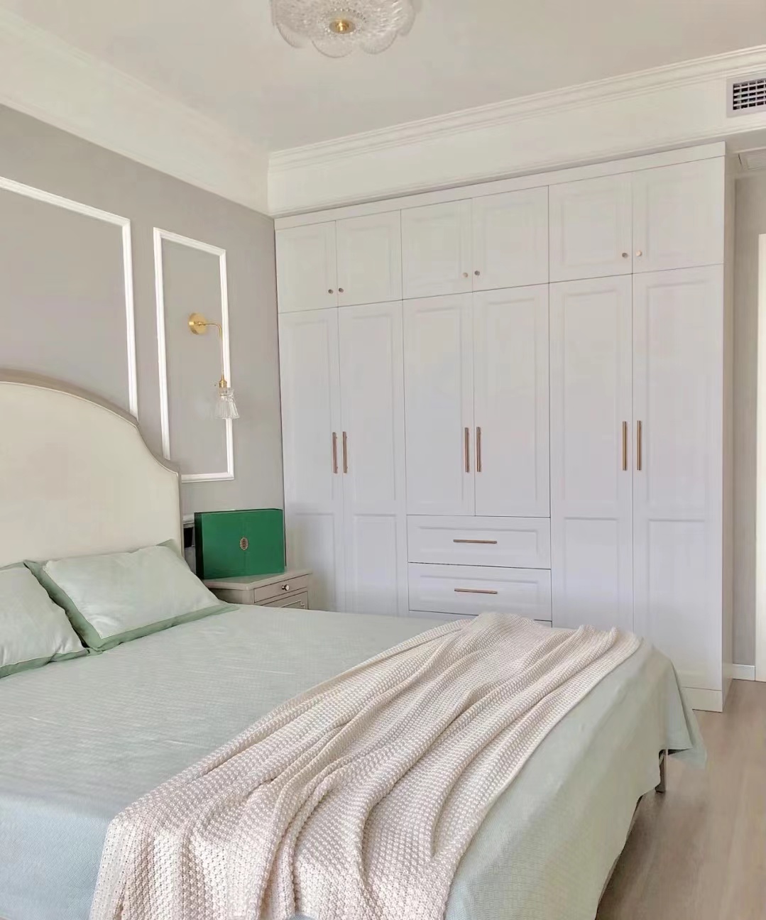 设计师巧妙设计后,打造出完美玄关,太赞了