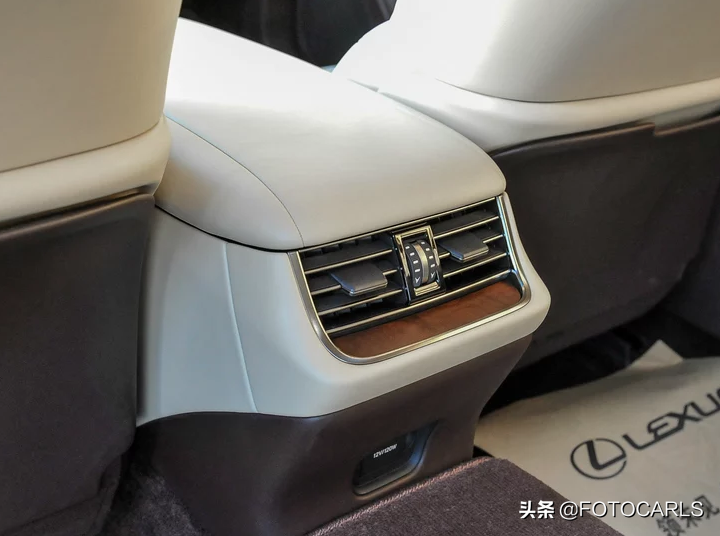 雷克萨斯LS350入门版实拍，售价80.8万起，卖的就是颜值和品质？