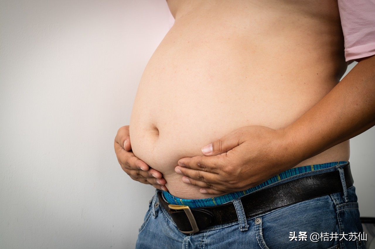 想知道内脏脂肪高不高？用腰臀比就可以自测