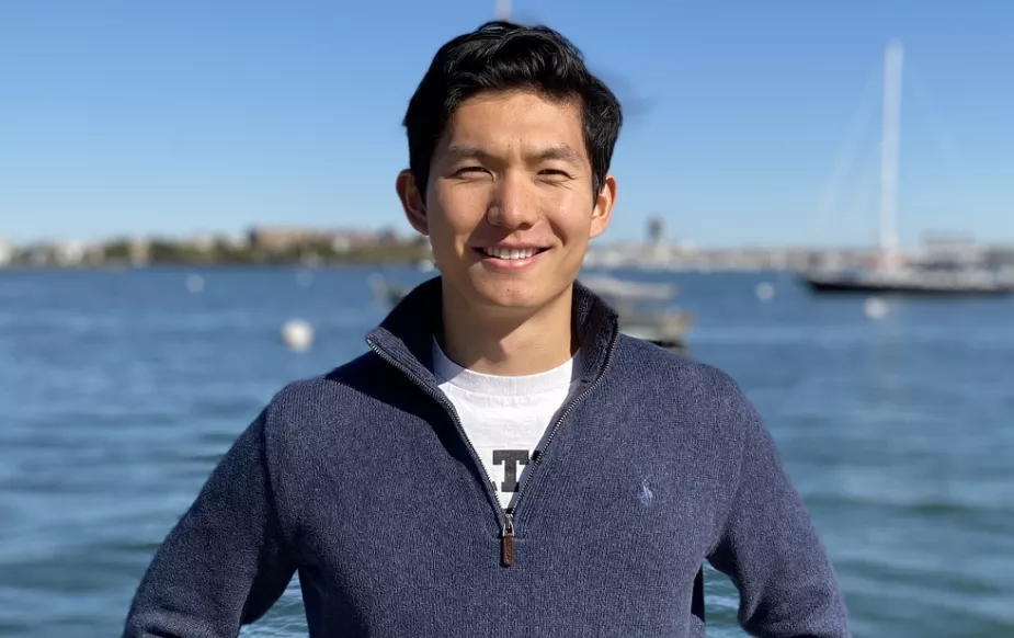 24岁蒙族青年研发目前最灵活的单腔机器手，可弯曲36个不同方向