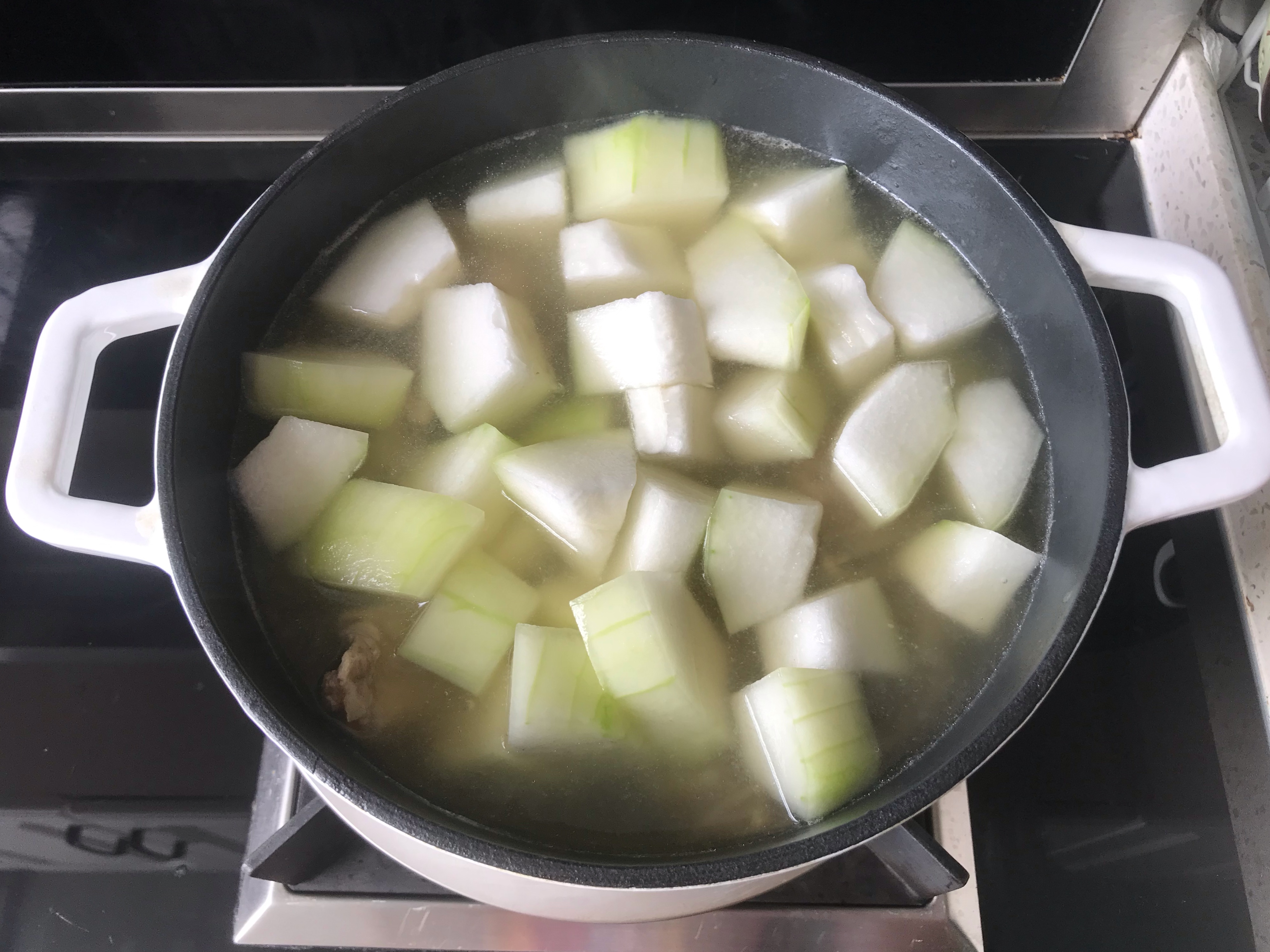 冬瓜燉排骨,冬瓜燉排骨怎么做好吃 簡單做法