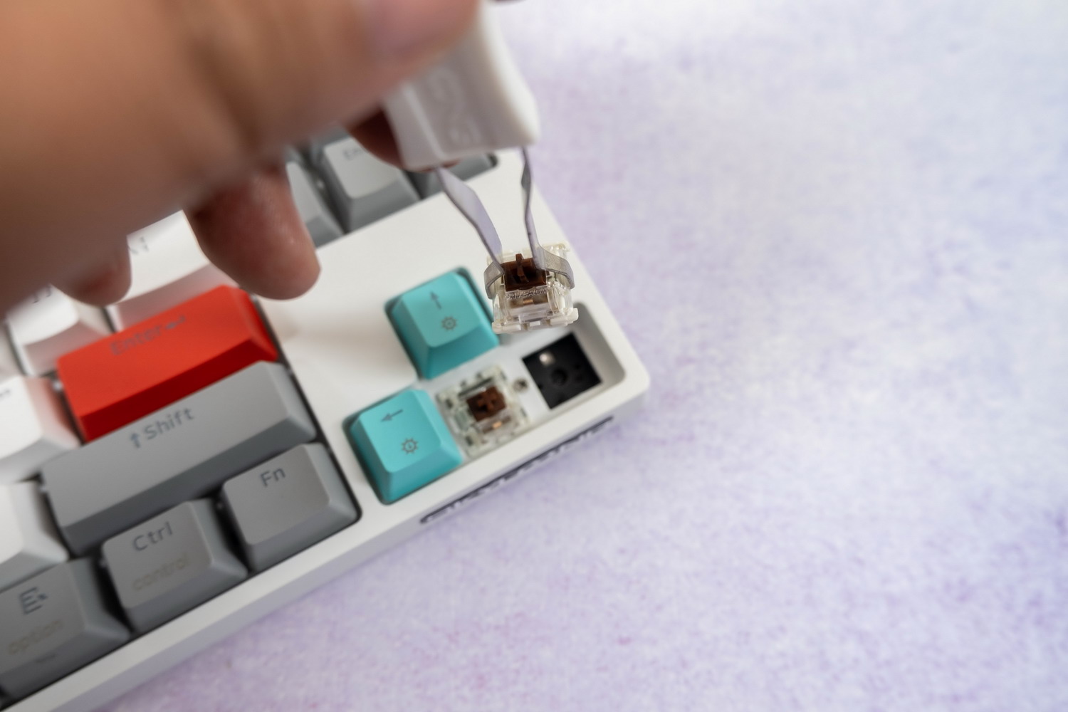 轴体热插拔，RGB灯光酷炫，SKYLOONG小呆虫珊瑚海机械键盘体验