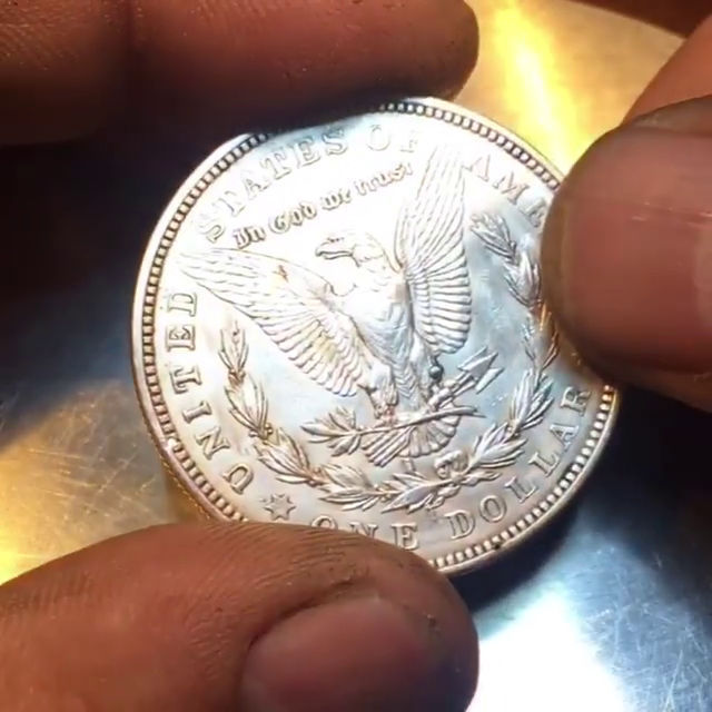 玩具研究所：神了！一本真正“会燃烧”的魔法书，一打开就有魔力