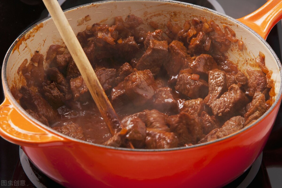 炖牛肉很简单，教你正确的方法，牛肉软烂不老也不柴，美味好吃