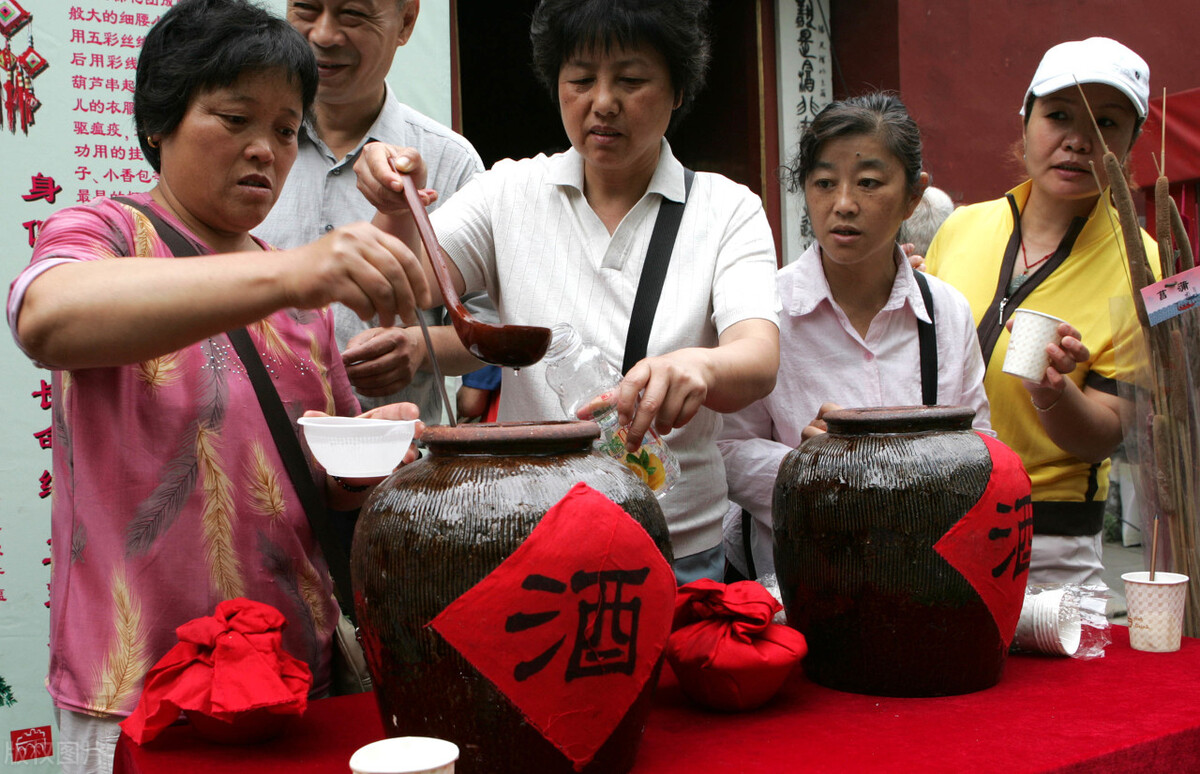 端午节临近,老传统要喝"雄黄酒,为啥酒友不建议你喝,别不懂