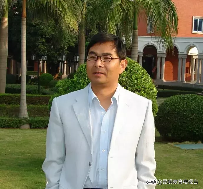 中高考生福利！昆明首次组建名师讲学团，每周日在昆明教育电视台开讲！