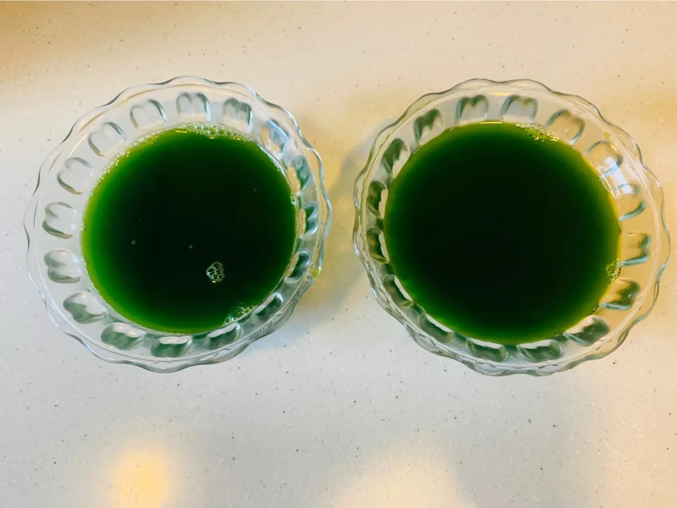 菠菜汁这样和面，一煮一滤0添加，拌入面中营养健康，颜色还更绿