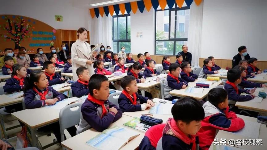 最好的学校是啥样的？众多家长走进新川，聆听孩子们爱的表达