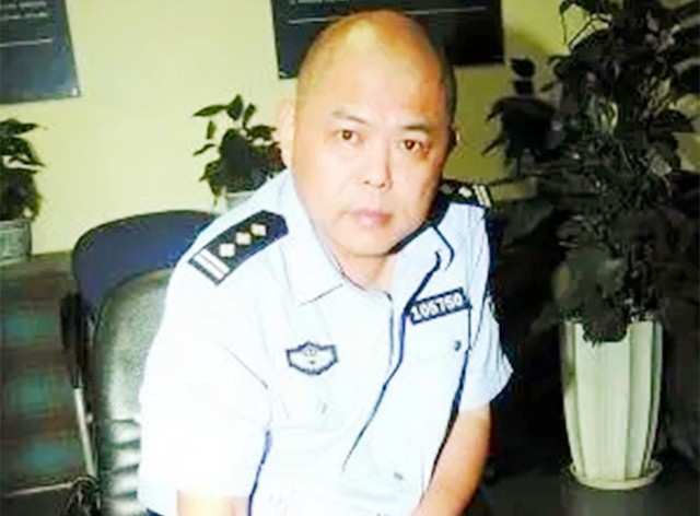 击毙周克华3秒结束！事后两民警回忆：我们根本来不及去想怕不怕