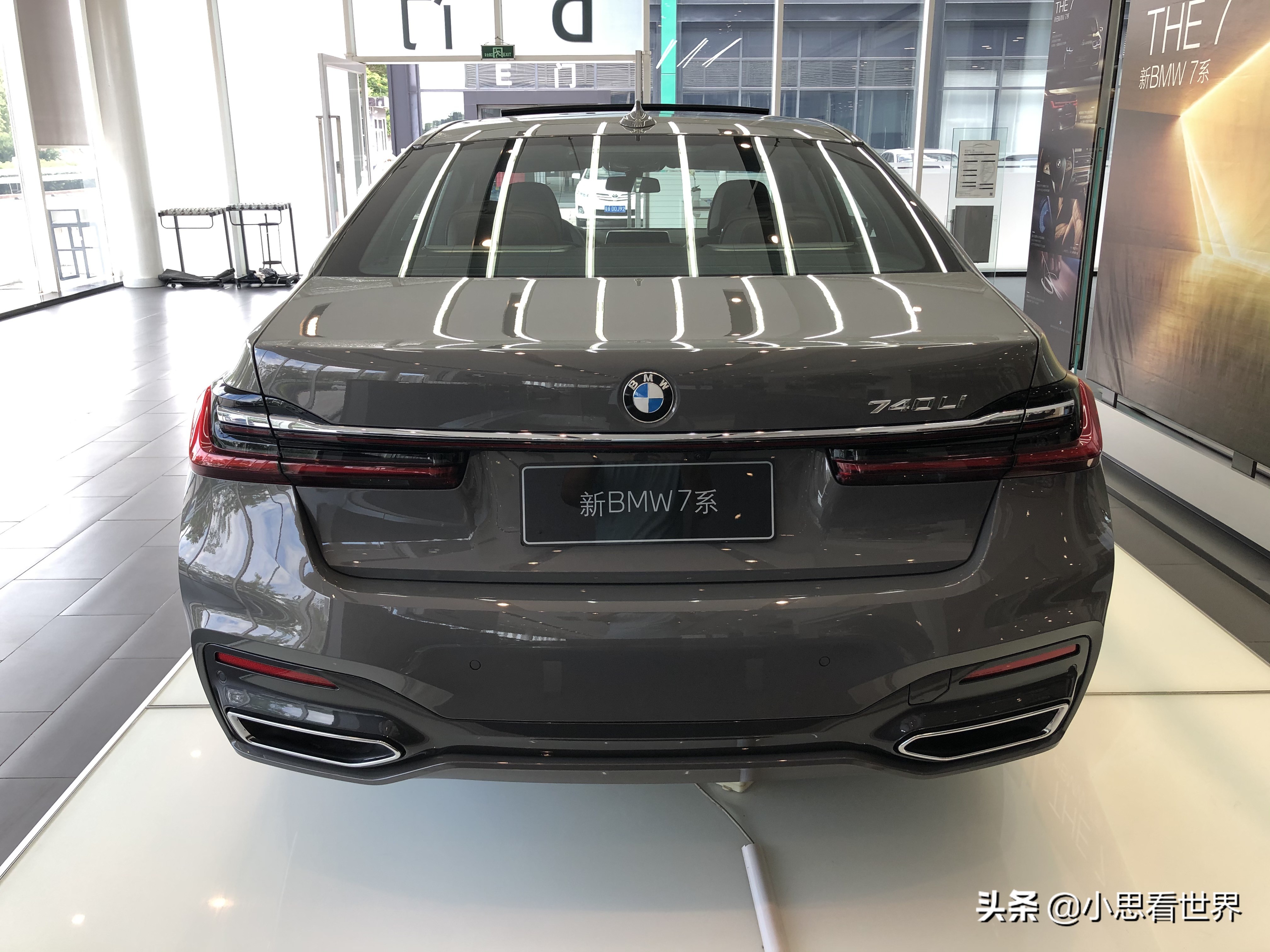 抢先看2020款宝马740li才卖88万 比奥迪a8强太多了