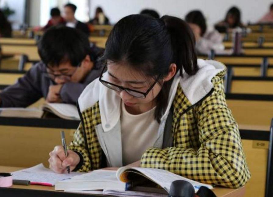 同样是大专，“高等专科”和“职业技术学院”有何区别？差距不小