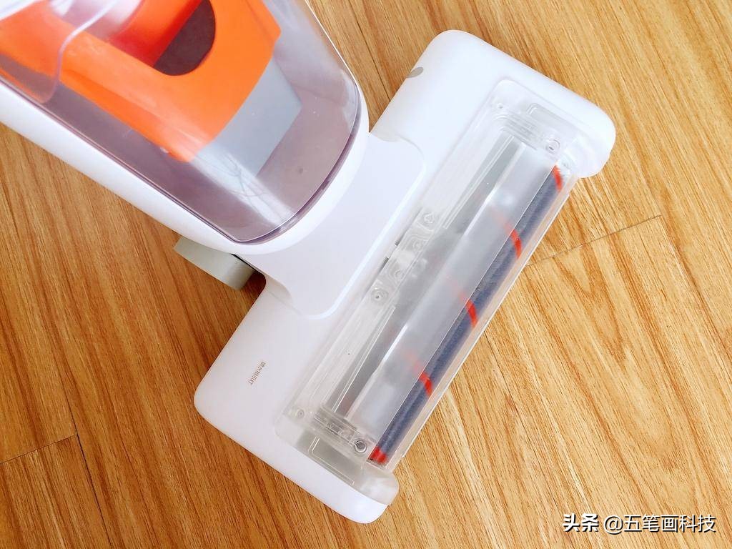滚刷都能自清洁，那脏污哪里去了？洒哇地咔无线地面清洗机初体验