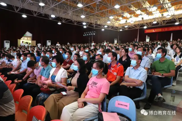 玉林市中小学生“5﹒25”心理健康教育活动月启动仪式在博白举行