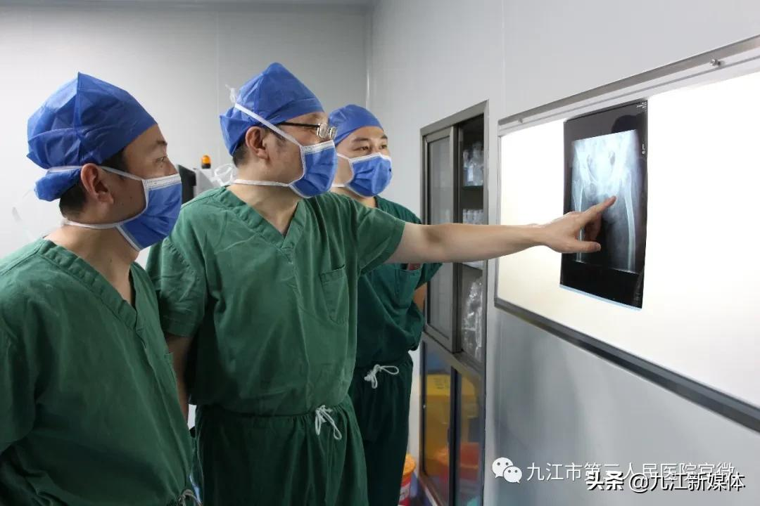 九江市第三人民医院：勇闯手术“禁区”，给98岁老人做手术，可不单单是技术活