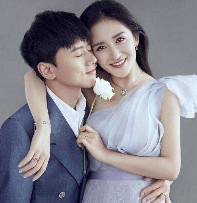 謝娜自傳揭露心酸經曆，和劉燁分手、結婚6年未育都是因為這件事
