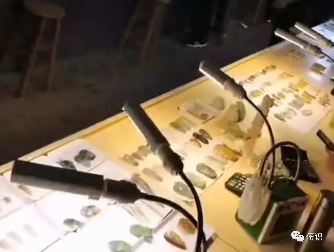 【快手直播】今日爆款银饰限时抢，精致设计秒杀全场，手慢无！