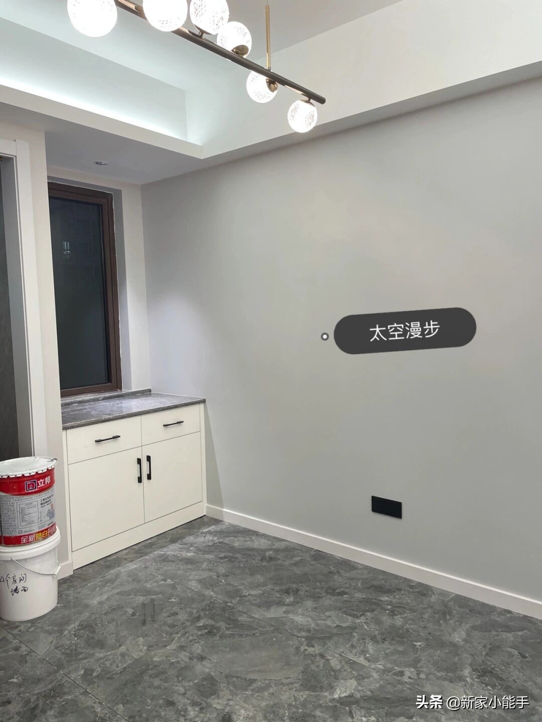 看她家装修的新房才知道，灰色调真耐看，即使还没布置家具家电