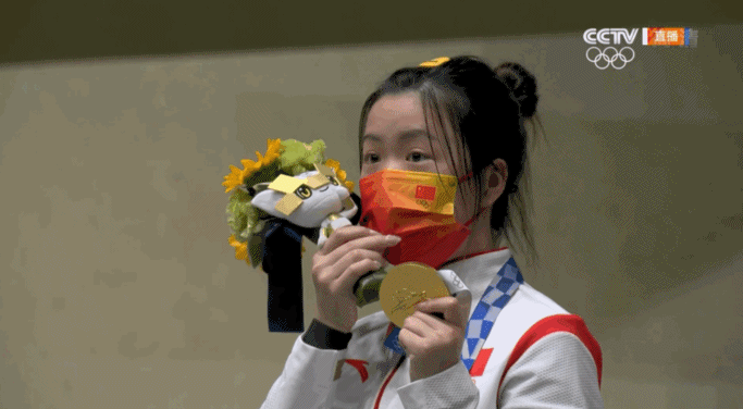 美甲颜色大全图片（分享50款绝美美甲简单大气）