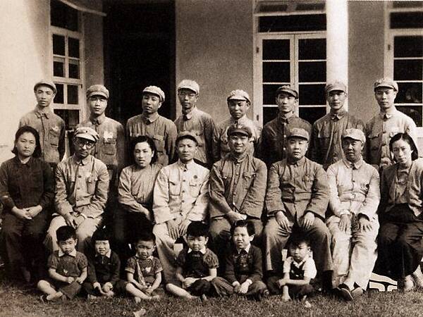 十大元帅在旧军队是啥级别：林彪是上尉，朱德是少将，陈毅是准尉