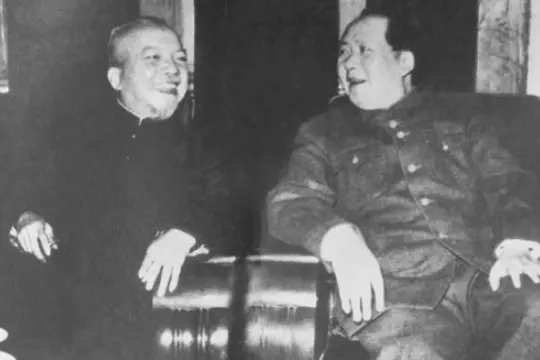 1949年，军阀李济深当选副主席，众人不满，周恩来力排众议，为何