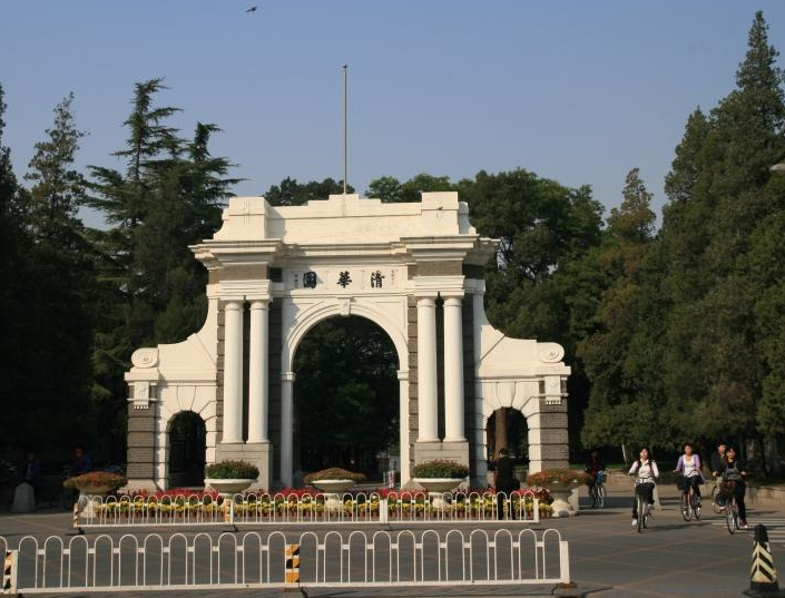 清华大学生的伙食有多好？网友馋得直流口水，味道好价格还便宜