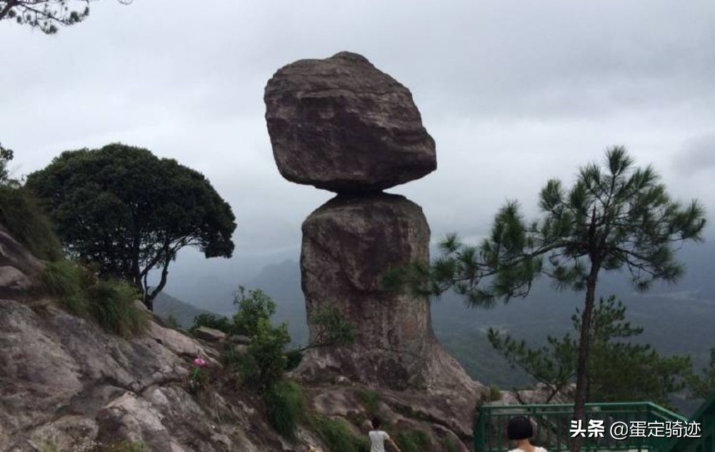 象溪乡菜溪岩