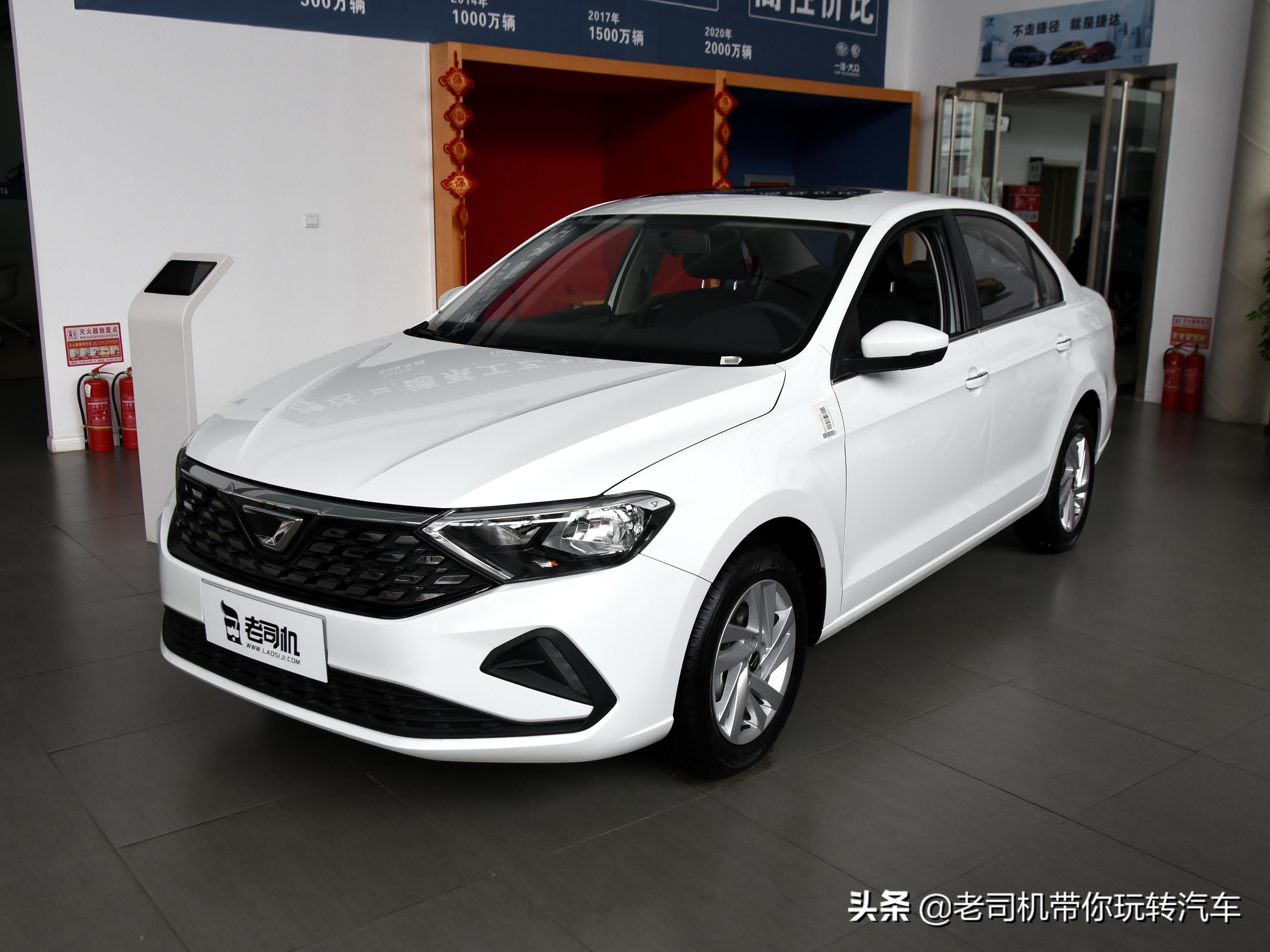 皮实耐用合资品质，这台代步车百公里油耗5.6L，实拍捷达VA3
