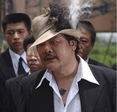 那就是:在《力王》影片监狱里,东南西北仓的四大天王到底谁实力最强!