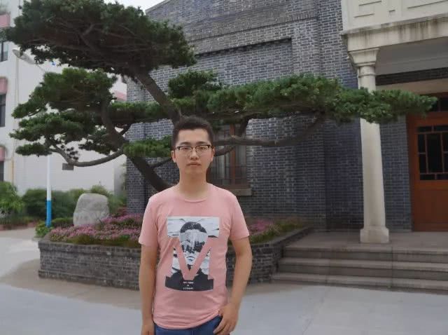 从不上补习班，数理化生奥赛全得奖，清华学霸潘慰慈：秘诀在4点