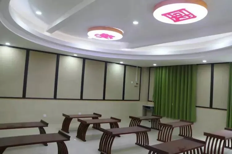 2020衡水一中保定分校（贺阳外国语学校）幼升小，小升初火热报名