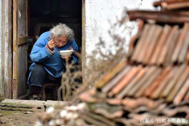 如果可以，来生我宁愿当个恶人。愿你被世界温柔对待，陌生人