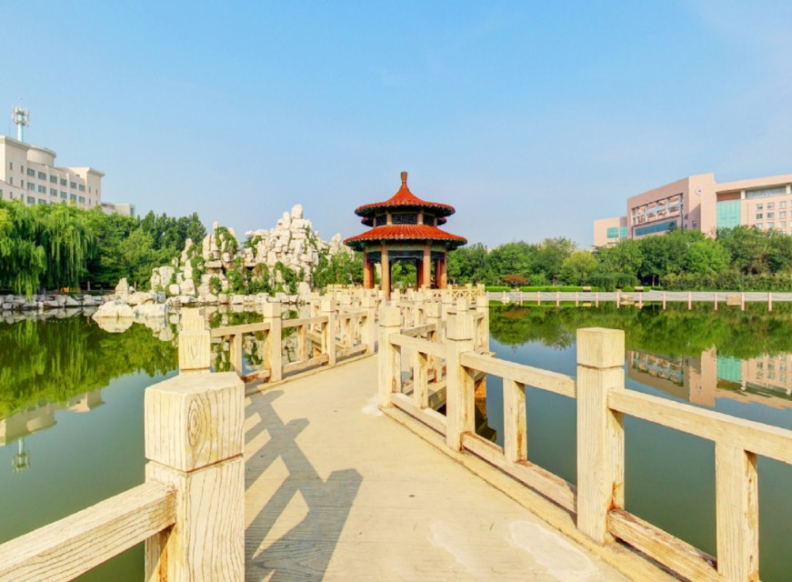 这两所公办本科高校，录取分不高，性价比很高，适合中低分报考