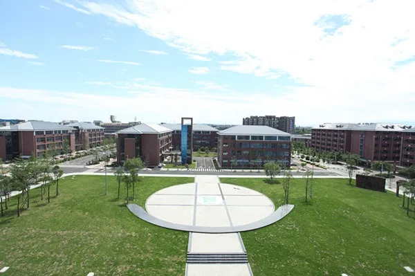 成都老专科都升本了，这所70余年历史大学今年将高职单招