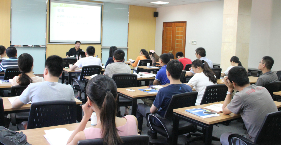 河南“改名”很成功的高校，校名看着像211，实则是专科院校