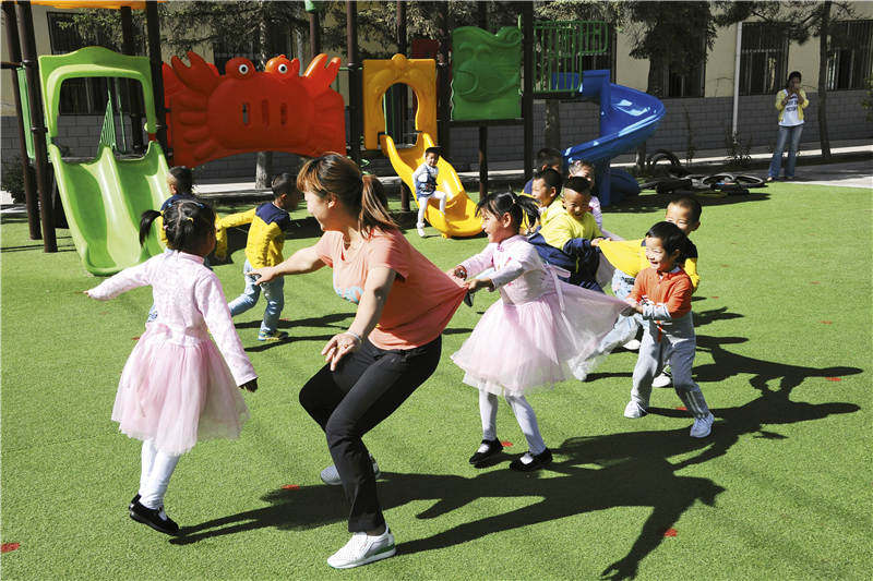 “城乡孩子的差距，可能比10年前还要大”，如何实现贫困地区教育公平？